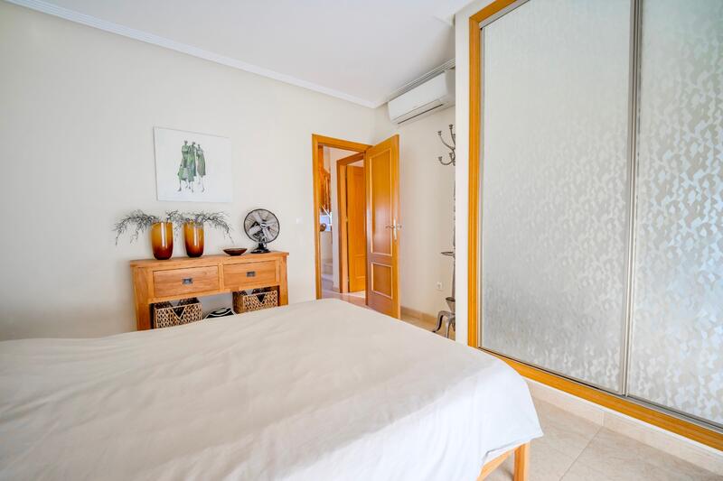 2 Schlafzimmer Stadthaus zu verkaufen 2 Schlafzimmer Stadthaus zu verkaufen