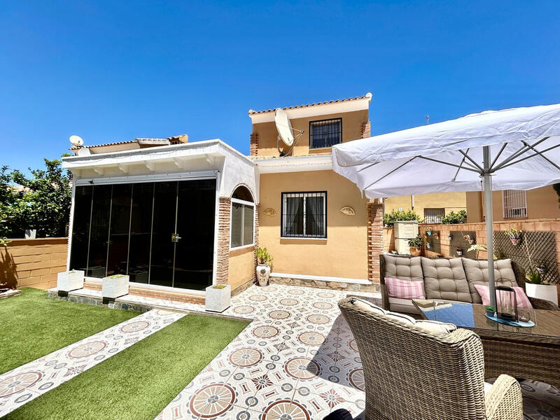 Villa for sale in Los Altos, Alicante