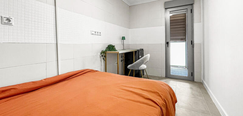 5 bedroom Apartment for sale