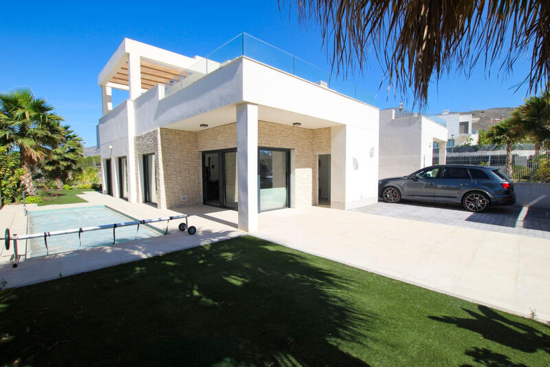Villa till salu i Finestrat, Alicante