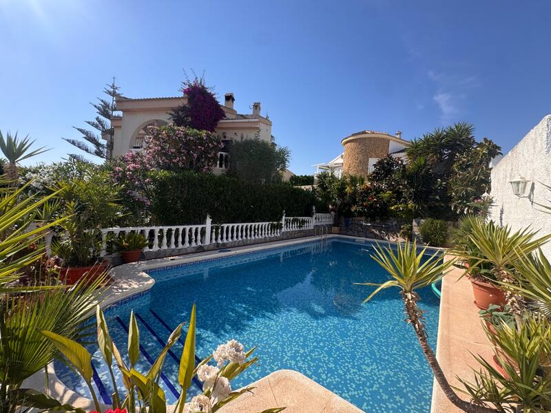Villa zu verkaufen in Ciudad Quesada, Alicante