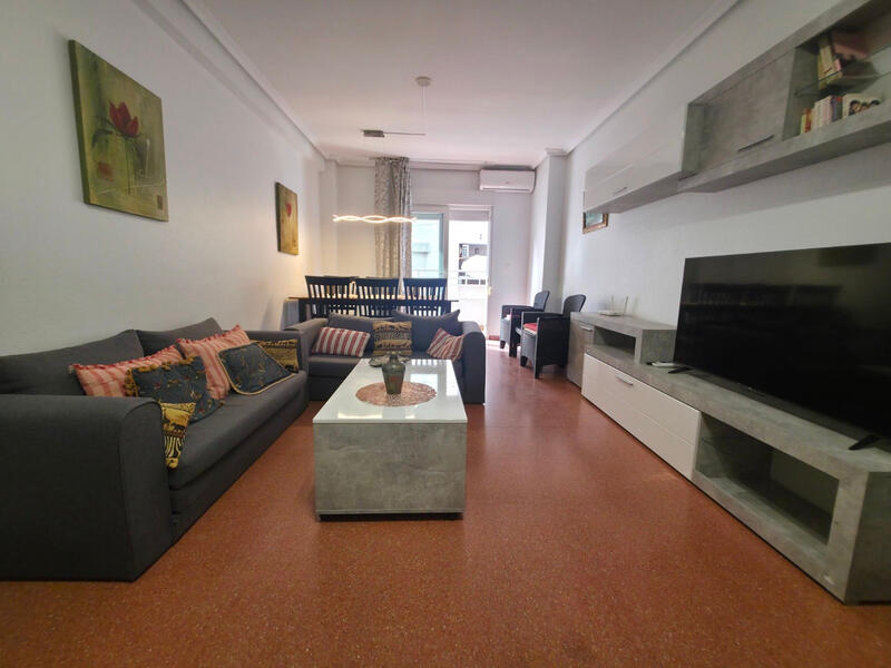 3 bedroom Apartment for sale