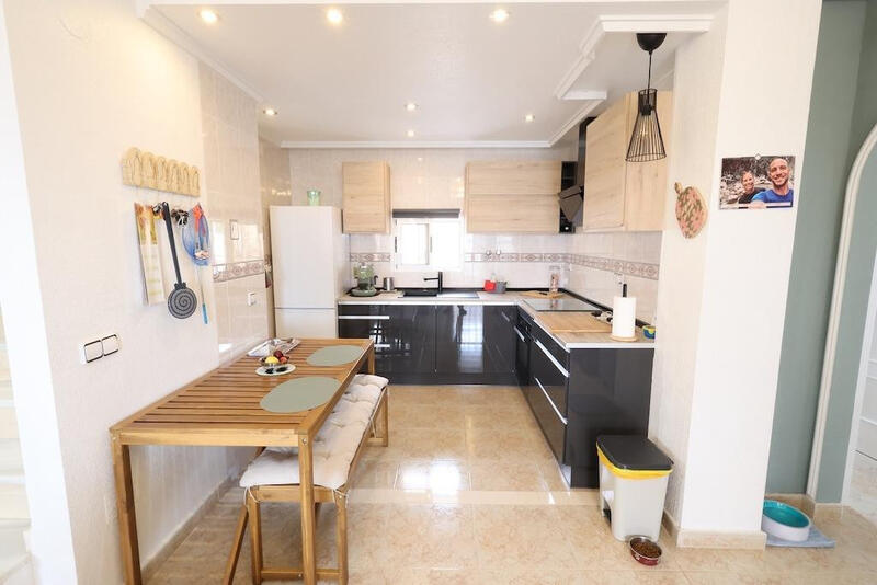 3 Cuarto Villa en venta