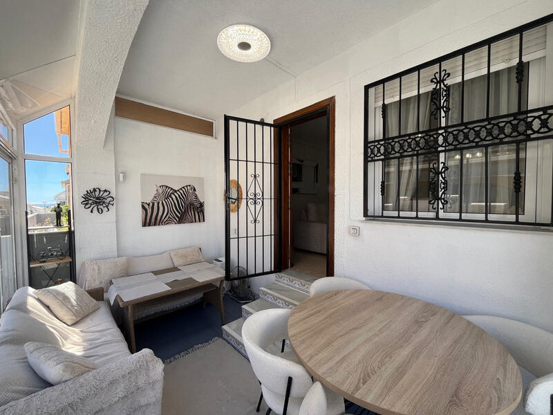 2 bedroom Townhouse for sale 2 bedroom Townhouse for sale