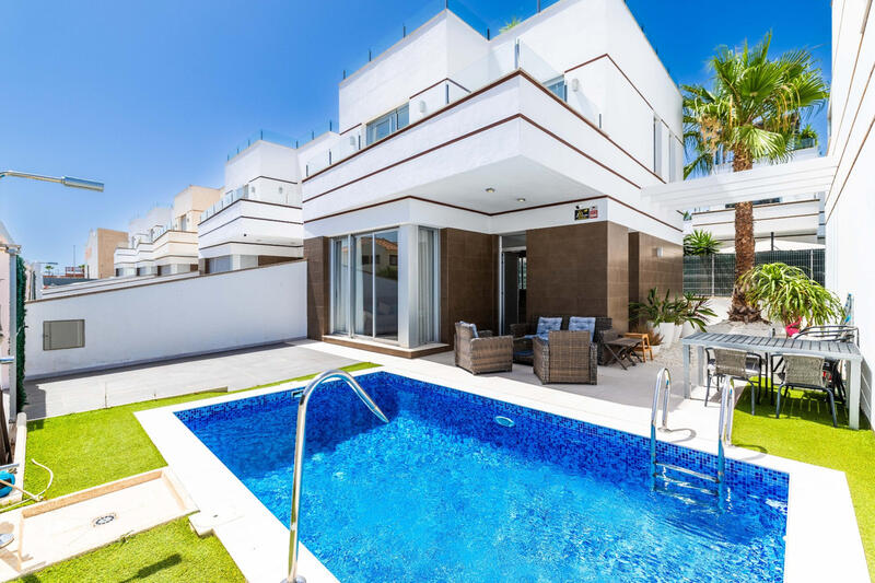 Villa en venta en Rojales, Alicante