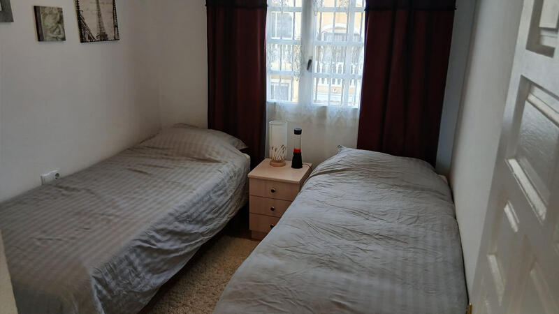 2 bedroom Townhouse for sale