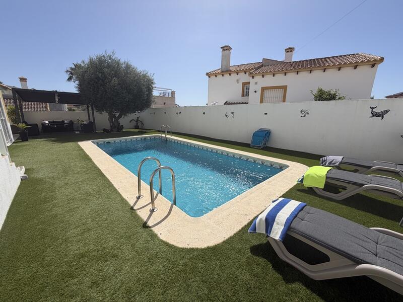 3 bedroom Villa for sale