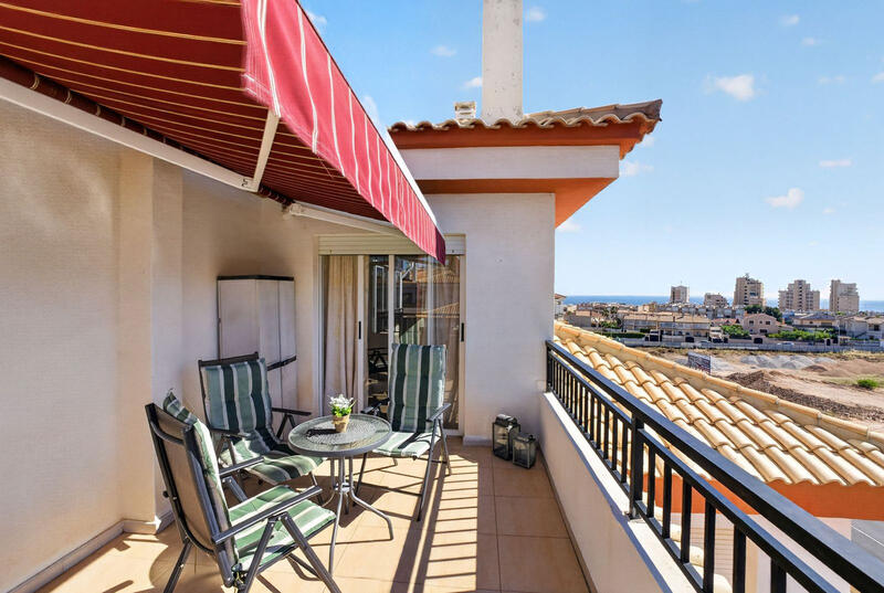 3 bedroom Apartment for sale