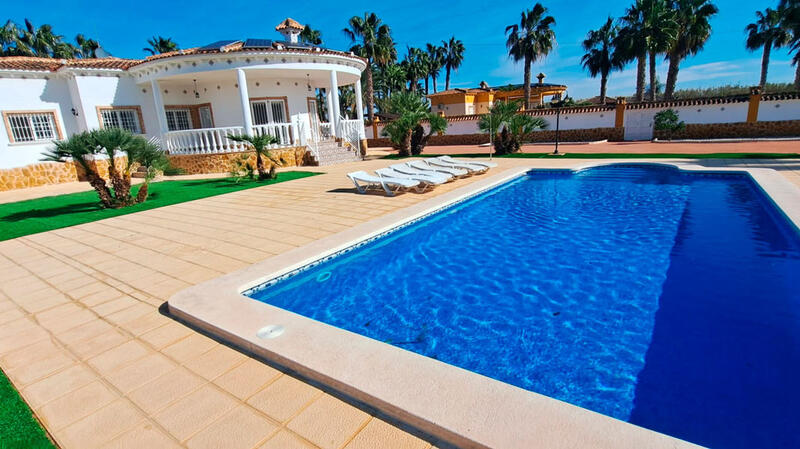 3 bedroom Villa for sale 3 bedroom Villa for sale