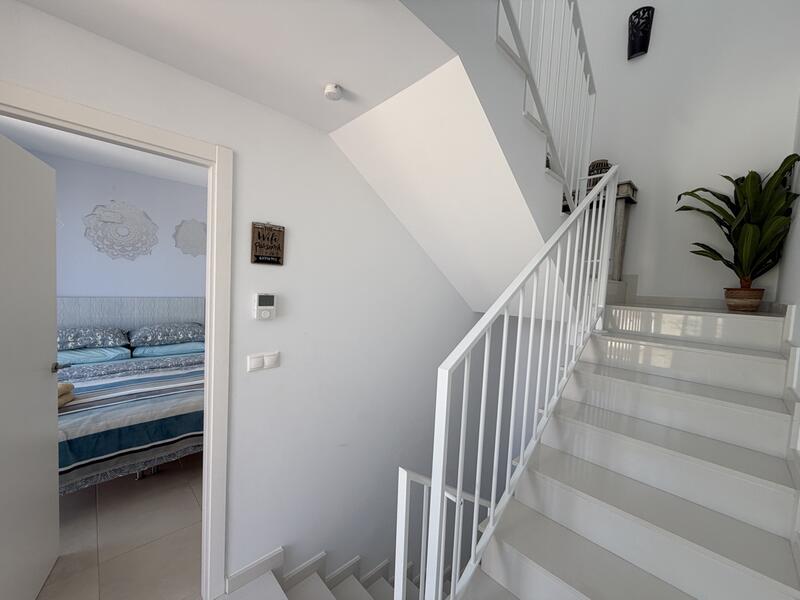 4 slaapkamer Villa Te koop 4 slaapkamer Villa Te koop