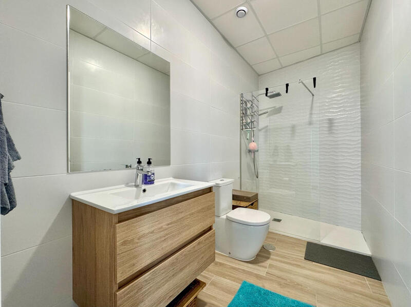 2 slaapkamer Appartement Te koop