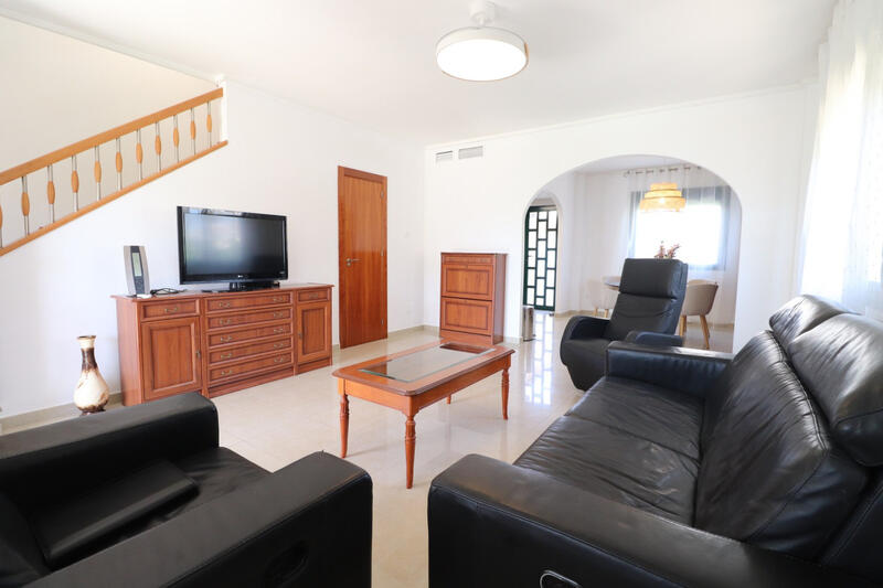 2 bedroom Townhouse for sale