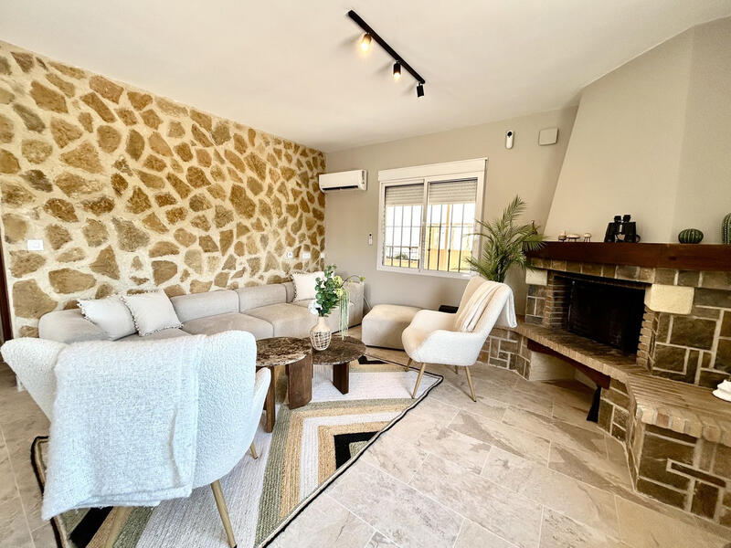 5 bedroom Villa for sale
