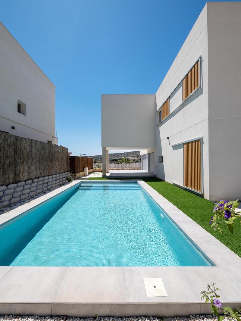 4 bedroom Villa for sale