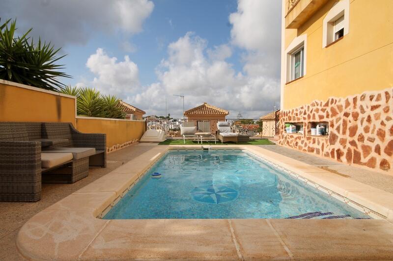 3 bedroom Villa for sale