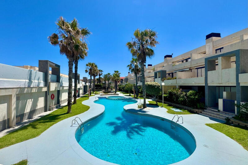Appartement zu verkaufen in Torrevieja, Alicante
