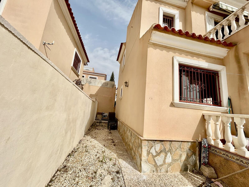 2 bedroom Villa for sale 2 bedroom Villa for sale