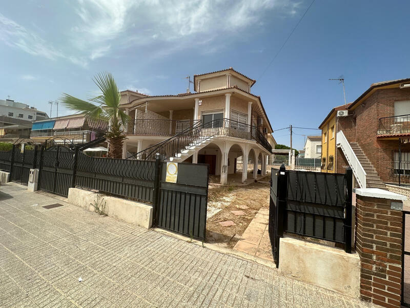 3 bedroom Townhouse for sale 3 bedroom Townhouse for sale