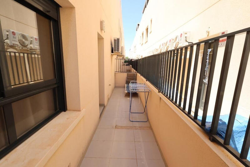 2 bedroom Apartment for sale 2 bedroom Apartment for sale