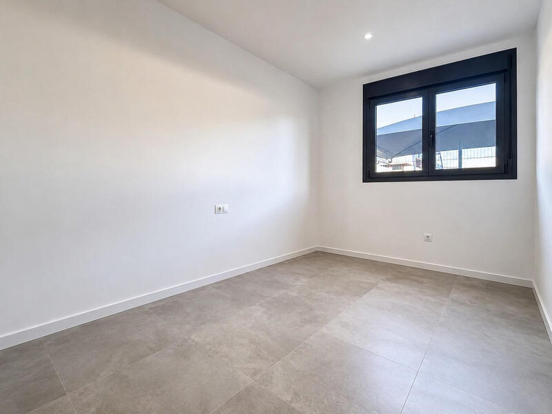 2 bedroom Apartment for sale 2 bedroom Apartment for sale