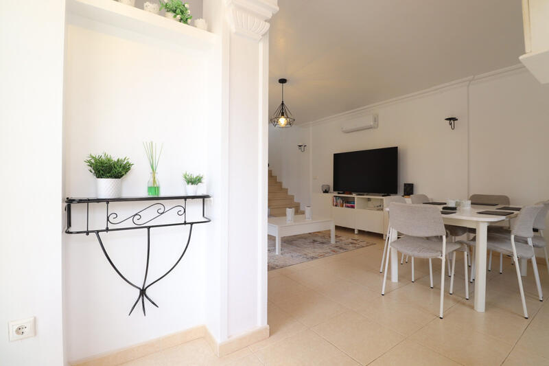 3 bedroom Villa for sale 3 bedroom Villa for sale