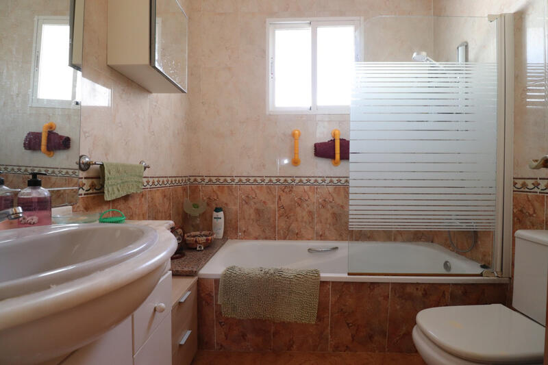 3 bedroom Villa for sale 3 bedroom Villa for sale