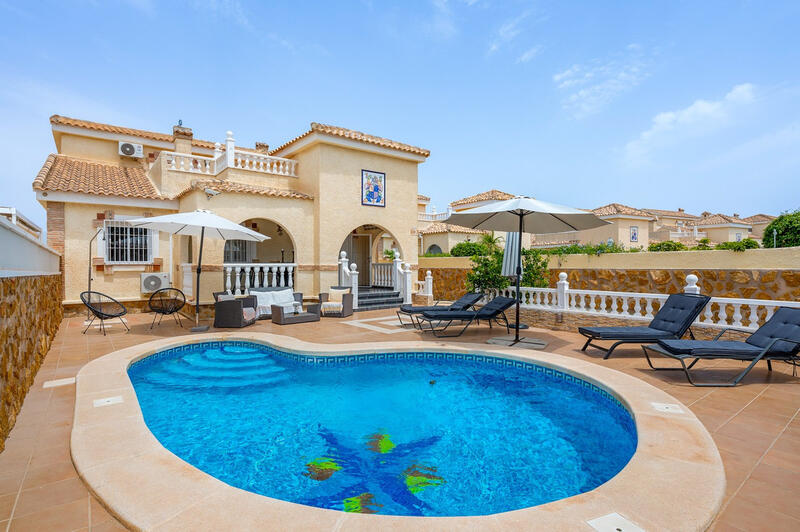 Villa for sale in Gran Alacant, Alicante Villa for sale in Gran Alacant, Alicante