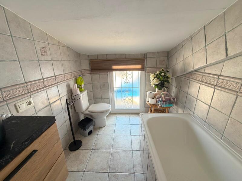 5 bedroom Villa for sale