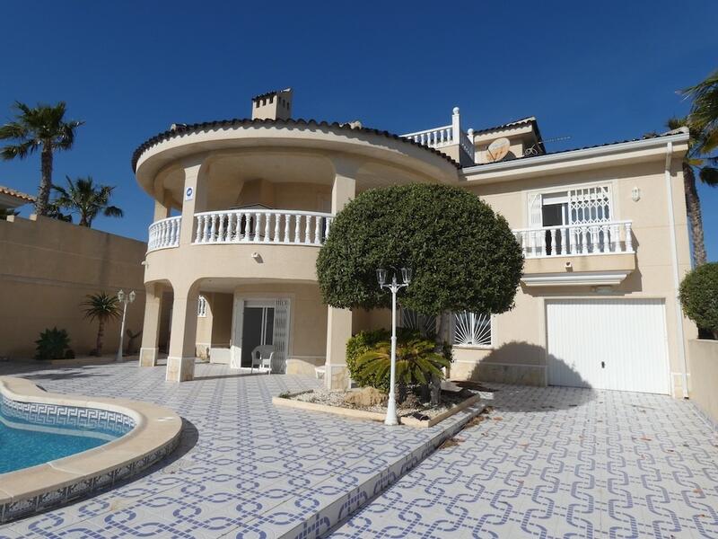 4 bedroom Villa for sale 4 bedroom Villa for sale