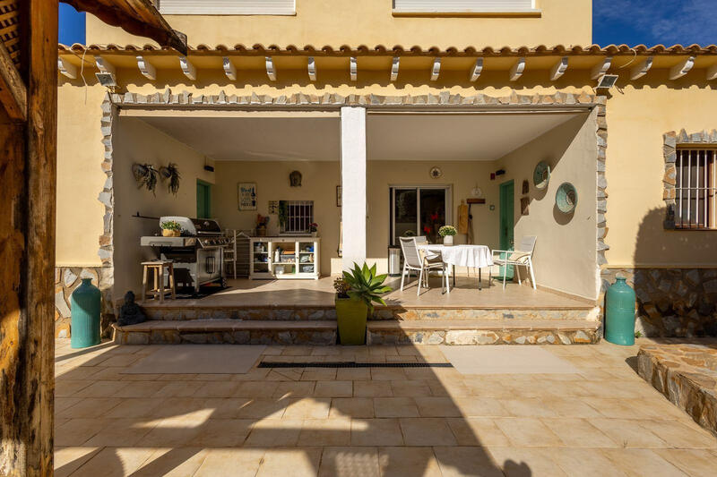 5 bedroom Villa for sale 5 bedroom Villa for sale