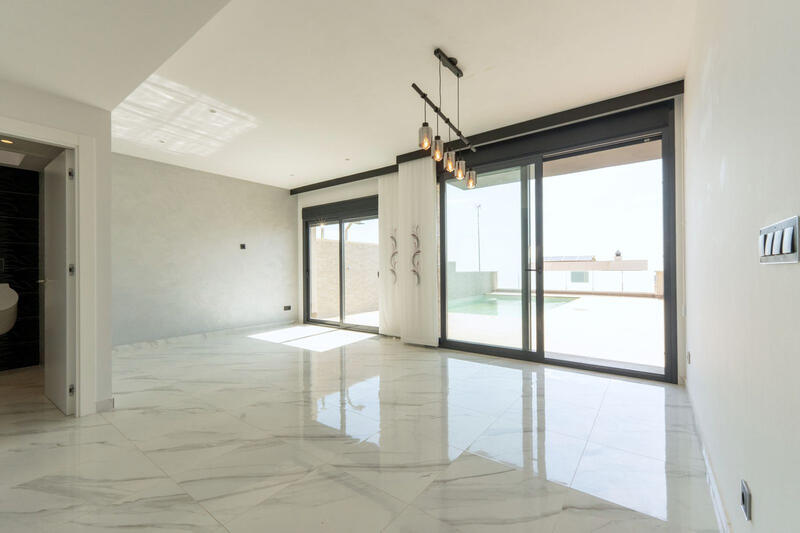 3 bedroom Villa for sale 3 bedroom Villa for sale