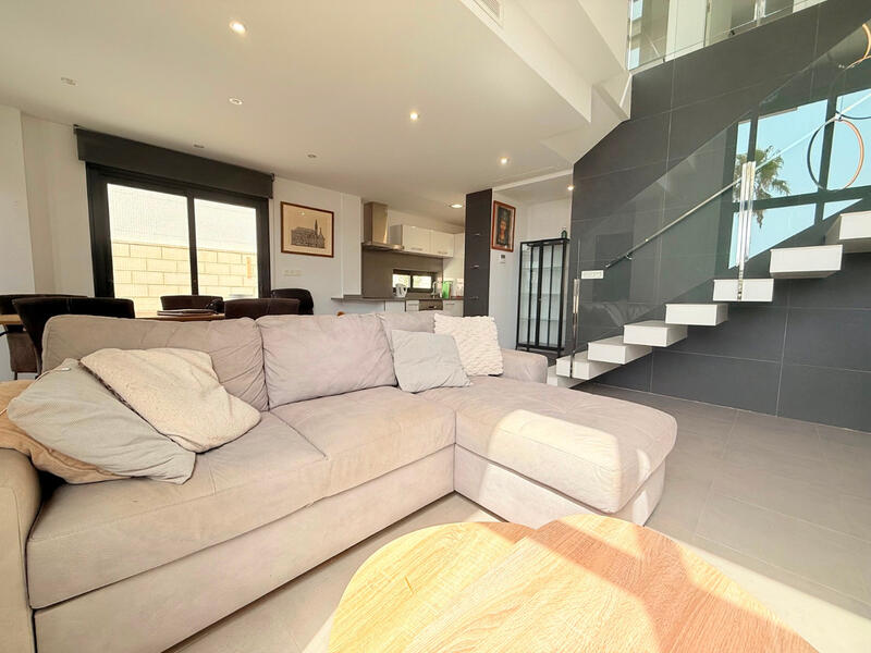3 bedroom Villa for sale