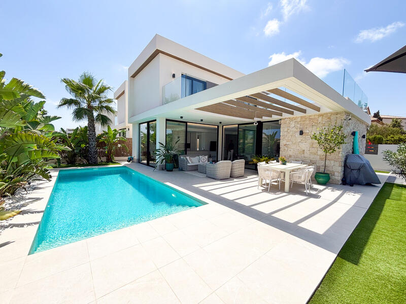 3 bedroom Villa for sale 3 bedroom Villa for sale
