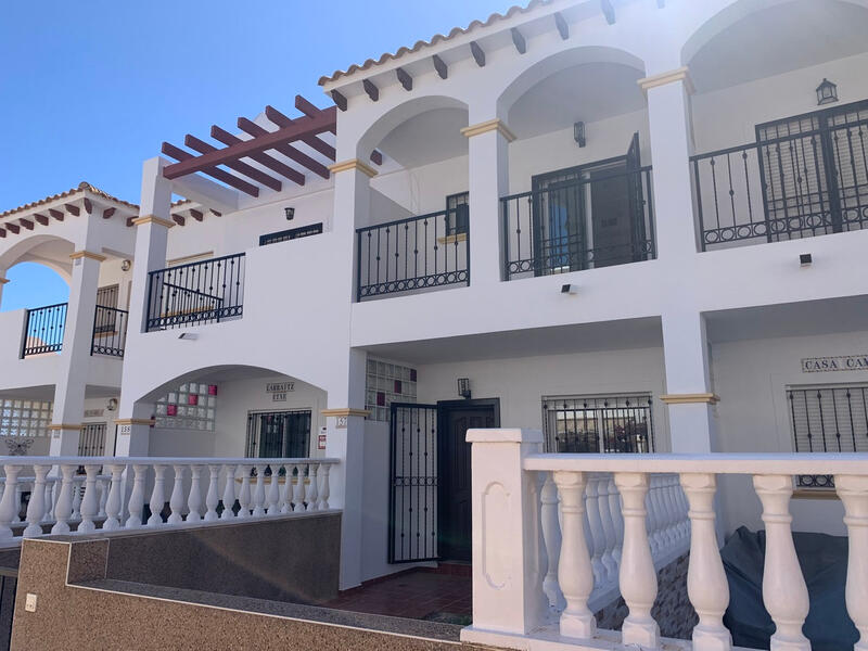 2 bedroom Townhouse for sale 2 bedroom Townhouse for sale