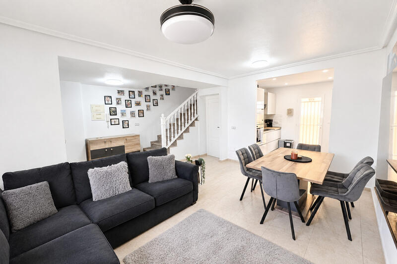 3 Schlafzimmer Stadthaus zu verkaufen 3 Schlafzimmer Stadthaus zu verkaufen