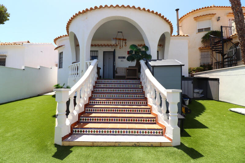 2 bedroom Villa for sale 2 bedroom Villa for sale
