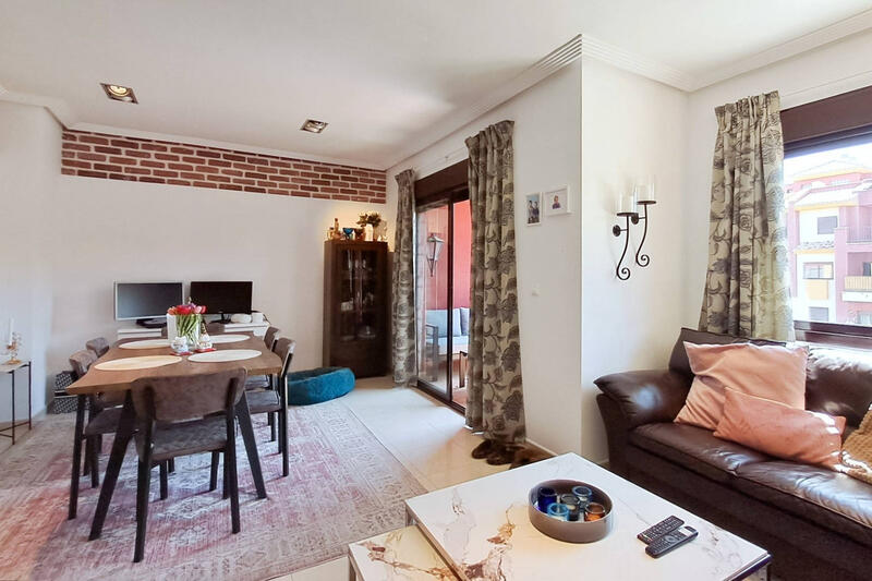 2 bedroom Apartment for sale