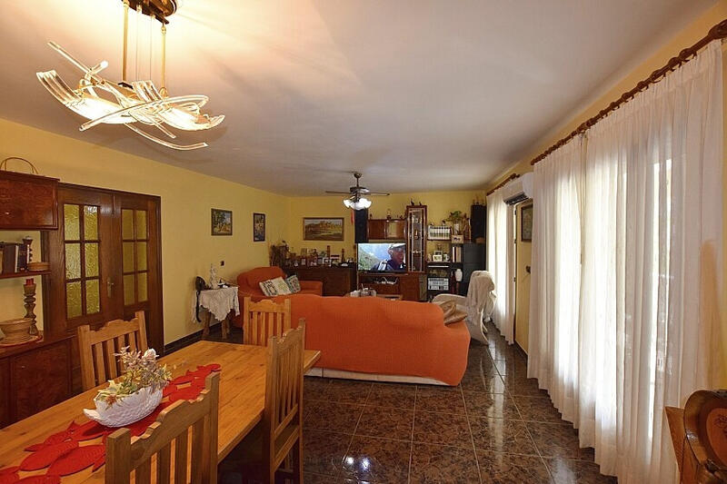 3 bedroom Villa for sale 3 bedroom Villa for sale
