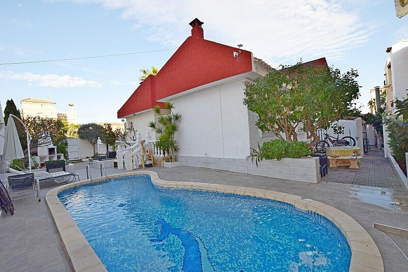 Villa for sale in Torrevieja, Alicante Villa for sale in Torrevieja, Alicante