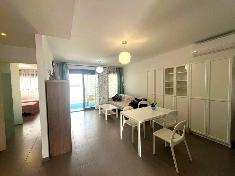 2 Cuarto Villa en venta