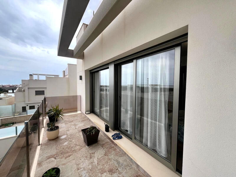 3 Cuarto Villa en venta 3 Cuarto Villa en venta