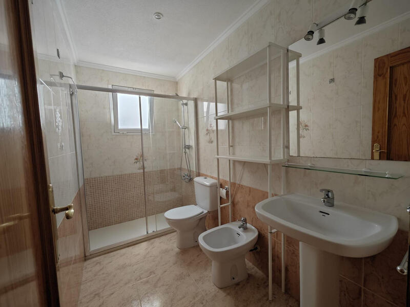 2 bedroom Apartment for sale 2 bedroom Apartment for sale