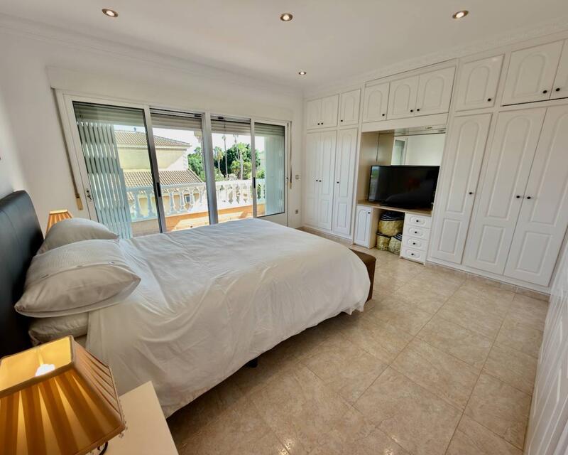 4 chambre Villa à vendre 4 chambre Villa à vendre