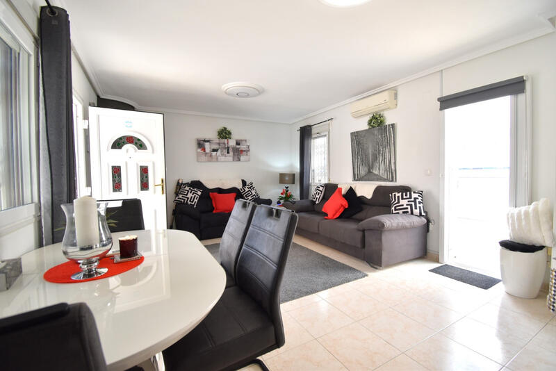 2 bedroom Villa for sale