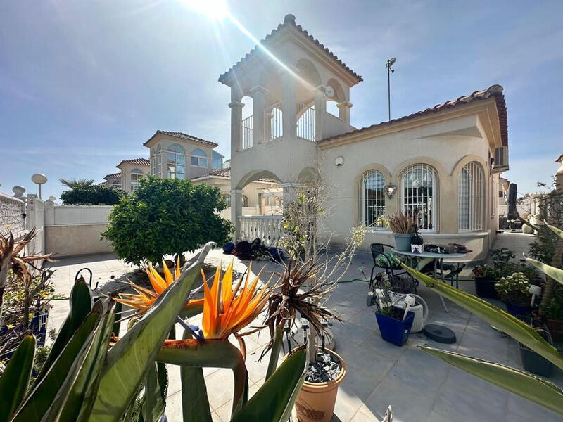 2 bedroom Villa for sale 2 bedroom Villa for sale