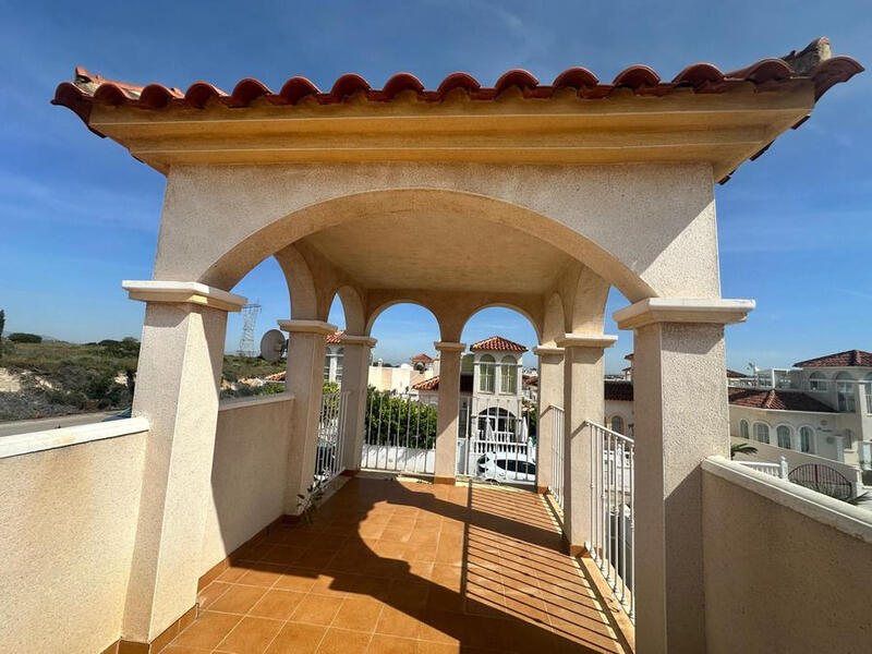 2 bedroom Villa for sale 2 bedroom Villa for sale