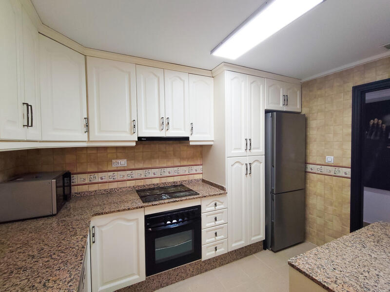 3 bedroom Apartment for sale 3 bedroom Apartment for sale