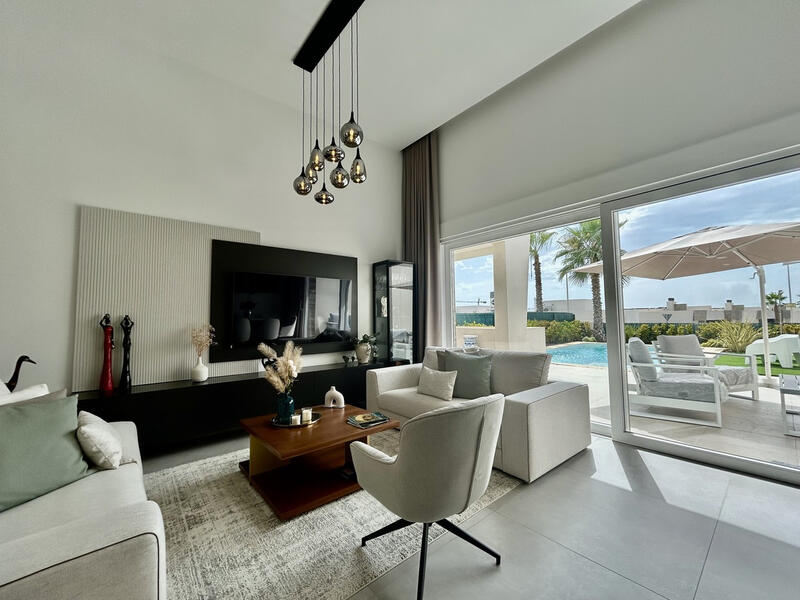 4 bedroom Villa for sale