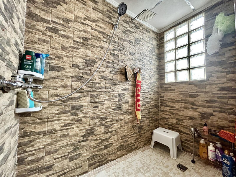 4 bedroom Apartment for sale