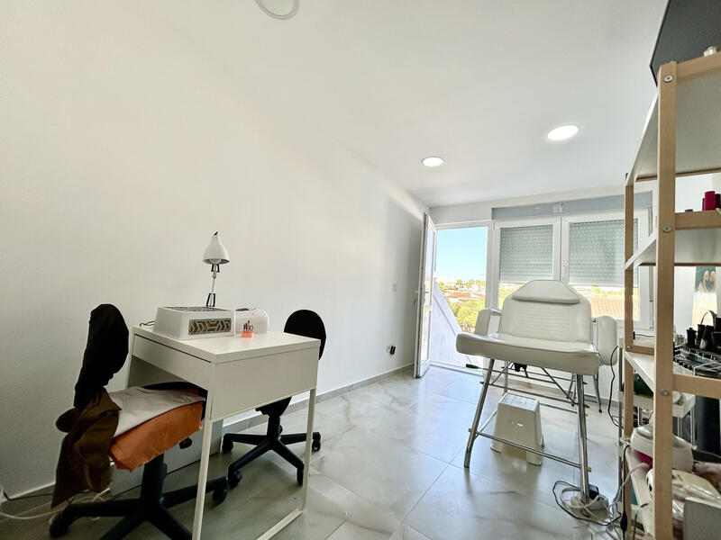 3 Schlafzimmer Stadthaus zu verkaufen